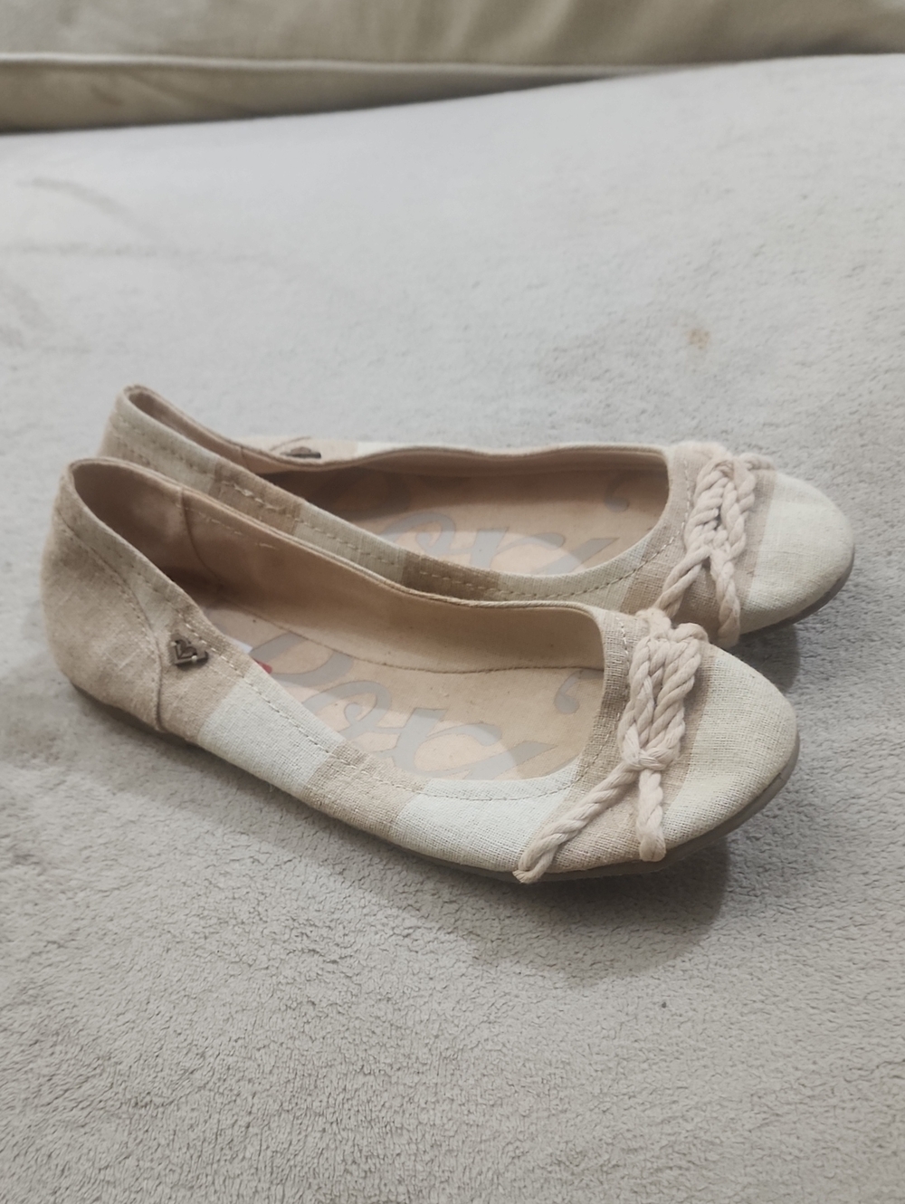 NWT.Roxy Beige & Cream Braided Toe Canvas Ballet Flats